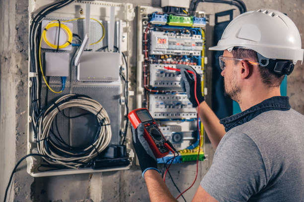 Best Local Electrician Companies  in Lake Elmo, MN